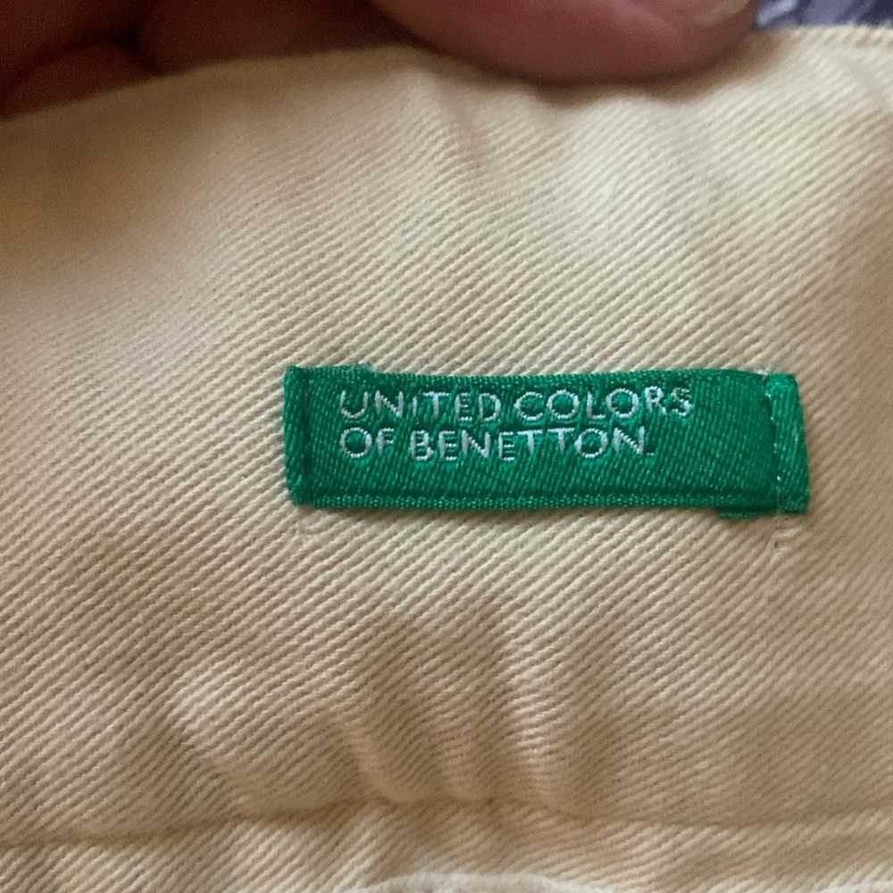 United Colors of Benetton yellow capri pants